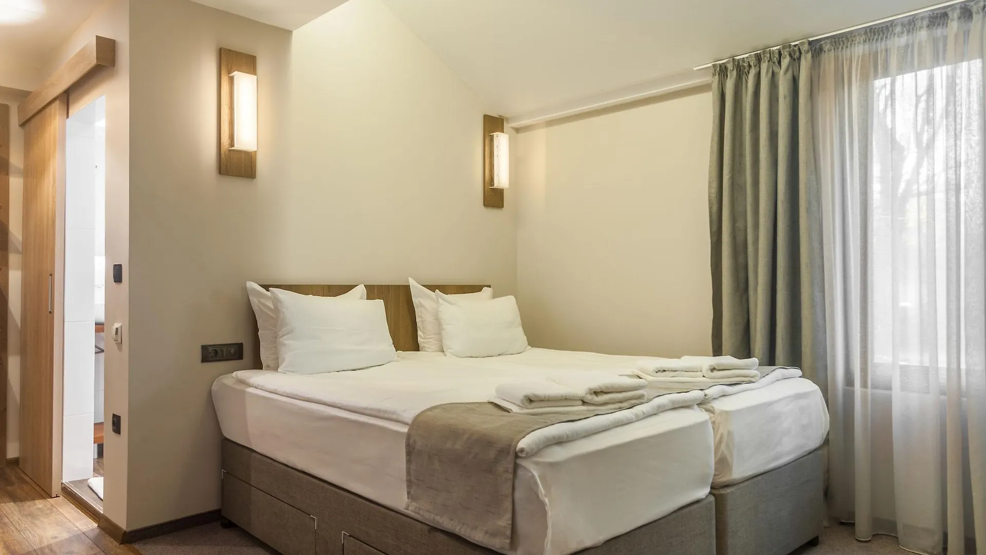 Hugo Hotel 바르나