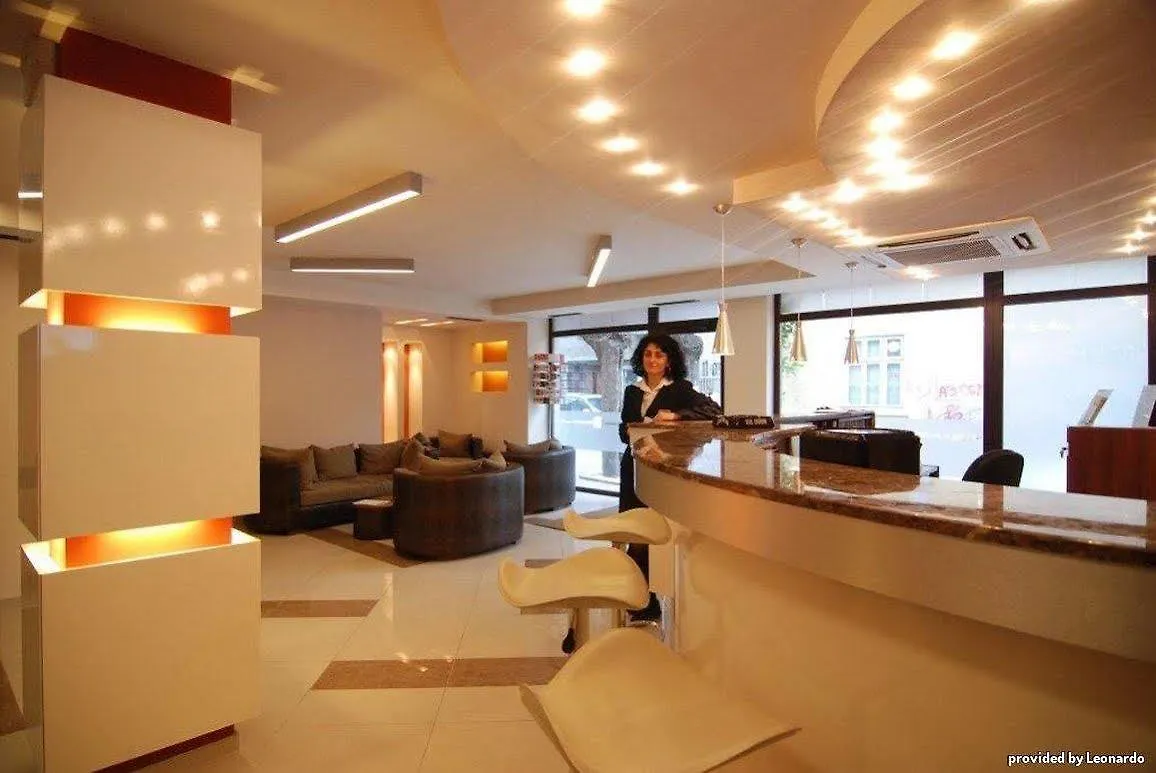 Hugo Hotel 바르나