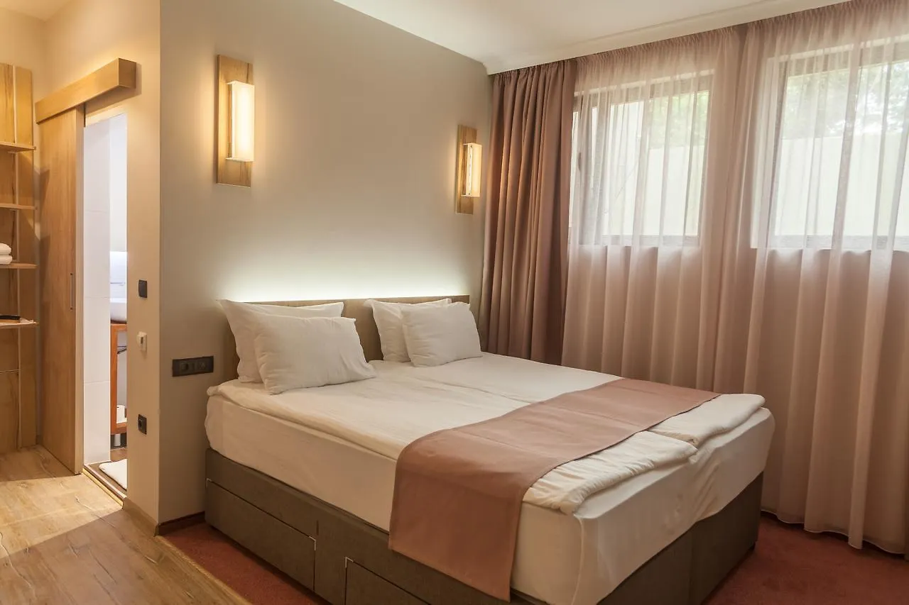 Hugo Hotel 바르나
